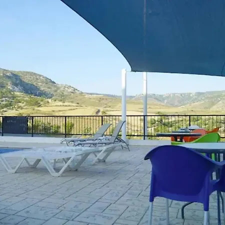 Appartamento Panoramic Holidays *